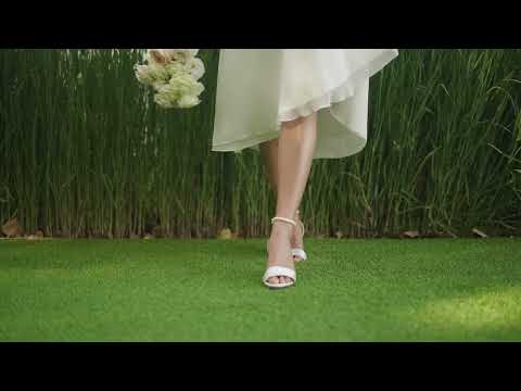 SANDALES DE MARIÉE BELLE – SATIN IVOIRE AVEC BRIDE EN PERLES D’EAU DOUCE