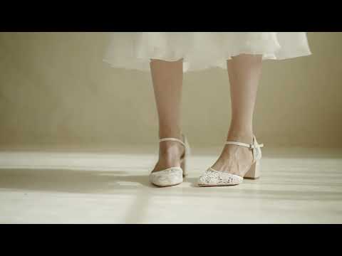 CHAUSSURES DE MARIÉE HOPE – DENTELLE AJOURÉE IVOIRE ET TALON BAS 6 CM
