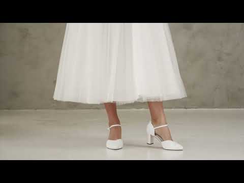 CHAUSSURES DE MARIÉE INDIRA – DENTELLE SUR SATIN IVOIRE ET TALON BLOC 7 CM