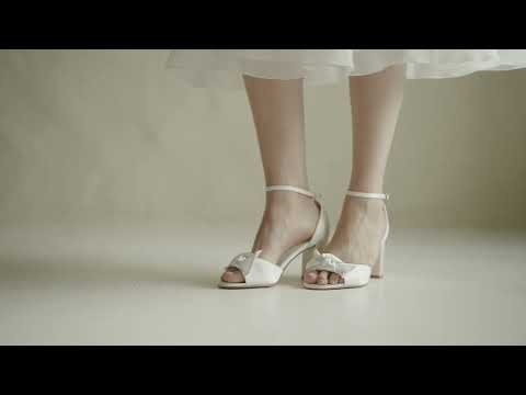 DIANE – SANDALES DE MARIÉE AVEC NOEUD EN SATIN BLANC IVOIRE